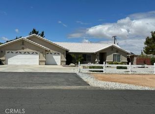 13784 Cronese Rd, Apple Valley, CA 92307