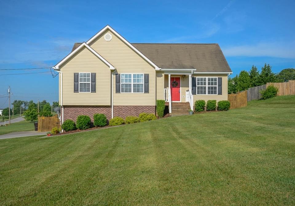 1st image of 100 Arbor Hills Dr