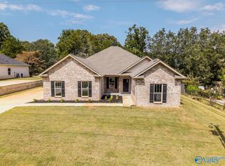 247 Wells Rd, Meridianville, AL 35759