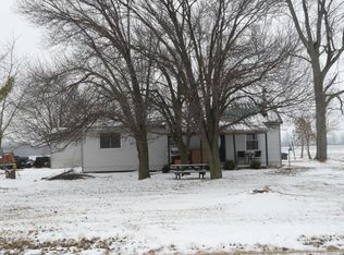 5768 N Saint Marie Rd, Olney, IL 62450