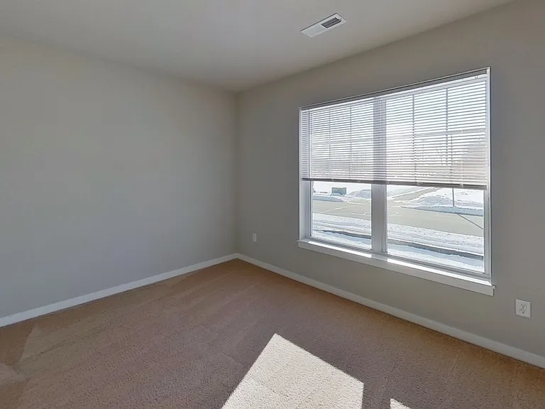 2002 American Eagle Dr #15 — Photo 13