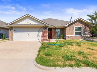 2009 S 15th St, Waco, TX 76706