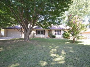 1927 E Cardinal St, Springfield, MO 65804