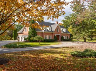 4 W Wind Dr, Bedford, NH 03110