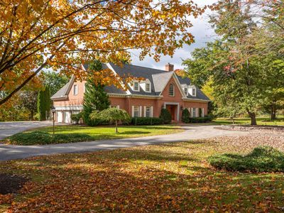 4 West Wind Drive, Bedford, NH, 03110
