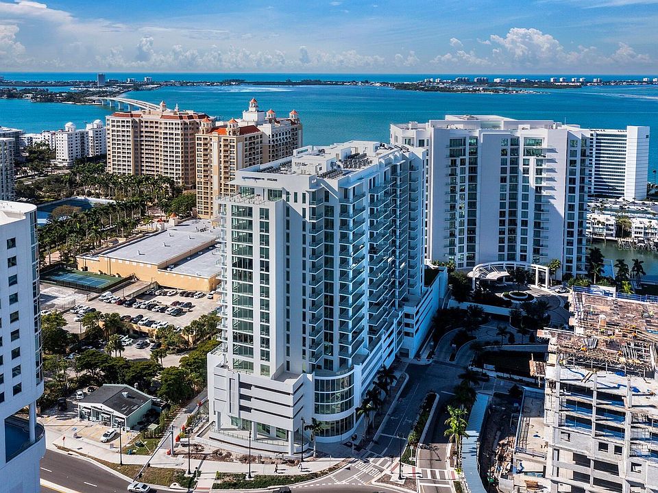 1st image of 301 Quay Cmns #1409
