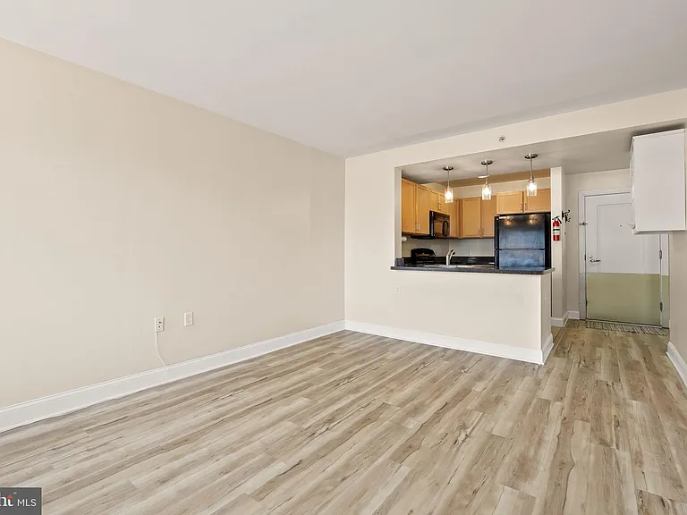 800 4th St SW #S513 — Photo 8