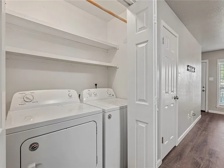 3345 Lodgepole Cir — Photo 11