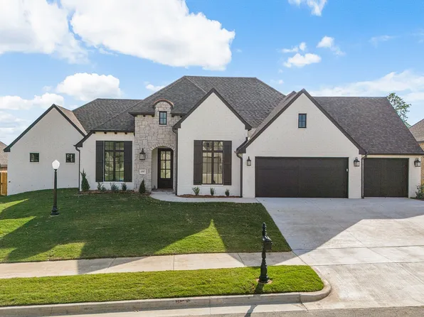 1507 Pinecrest Dr, Claremore, OK 74017