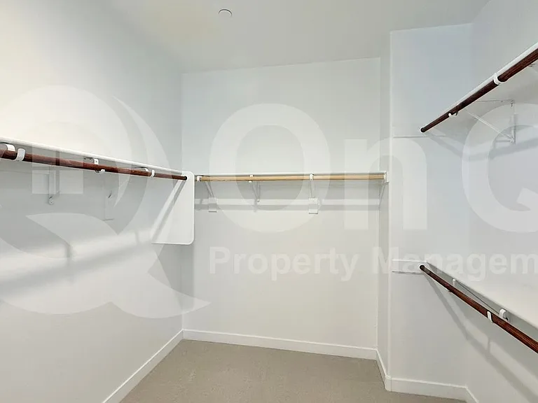 636 S Jacana Ln — Photo 24