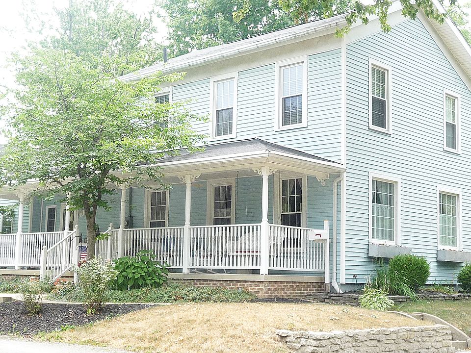 1st image of 339 W High St