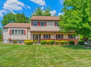 2 Sheffield St, Pine Brook, NJ 07058