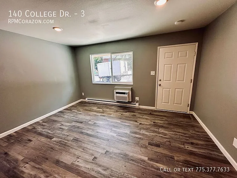 140 College Dr #3 — Photo 5