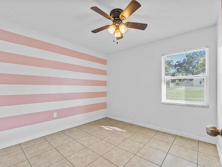 122 Gordon Dr — Photo 20