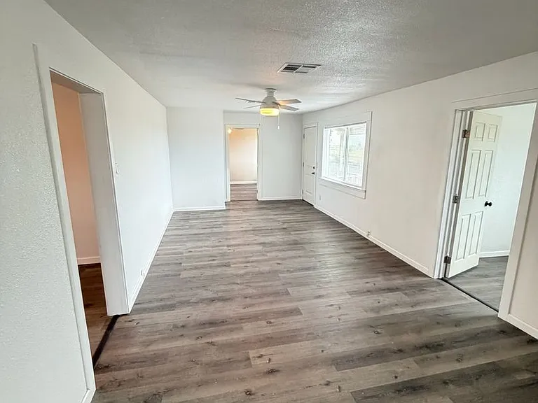 4410 S Holt Rd — Photo 12