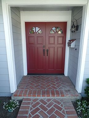 3rd image of 1415 N Lantana St