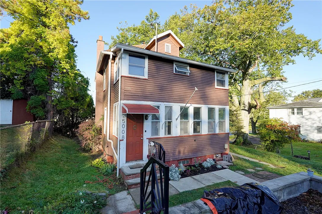 3 bed, 1.5 bath, 1531 sqft, $2,500 — Photo 1