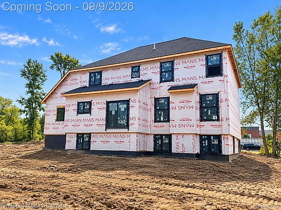 5th image of 51350-7 Mile Rd