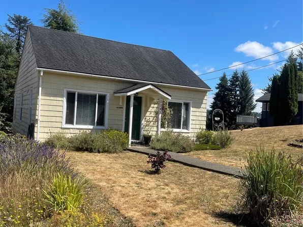 1143 Ballentine Street, Raymond, WA 98577
