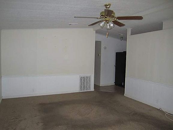 5th image of 416 Edgemar Ct
