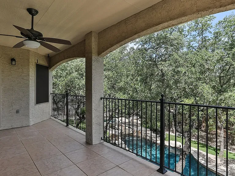 25815 Mount Carillon — Photo 33