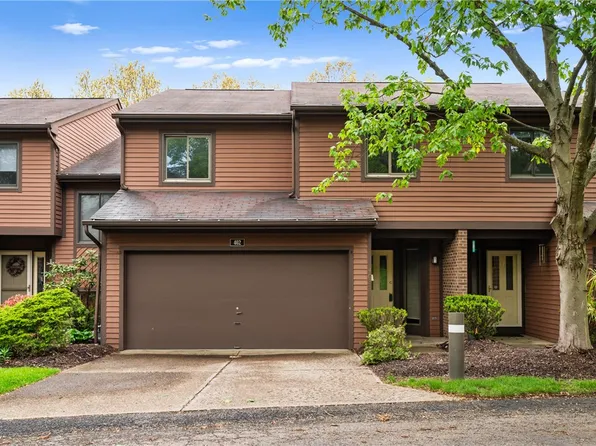 402 Forest Edge Ct, Wexford, PA 15090