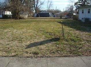 1119 E Butler St, Olney, IL 62450