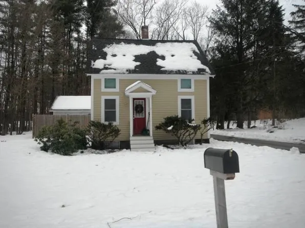 30 Old Orchard St, Groton, MA 01450