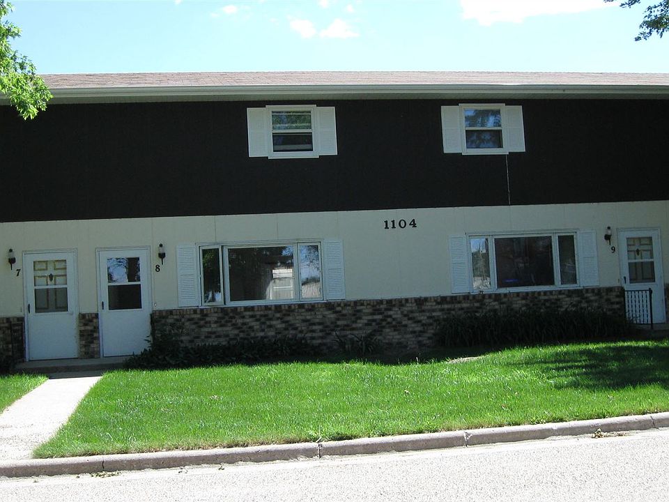 1104 12th st. ne townhouses