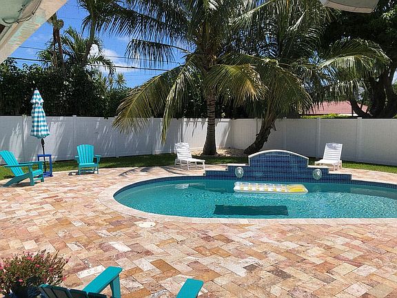 Pool area 