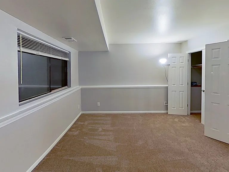 Parkwood Village Townhomes — Photo 6