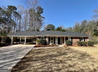 107 Otter Ln, Lagrange, GA 30241