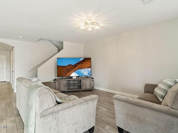 3rd image of 743 E DRAGON SPRINGS Drive