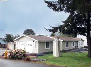 17333 Blueberry Dr, Brookings, OR 97415