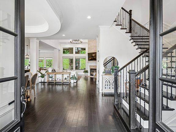 4th image of 1745 Umbria Dr