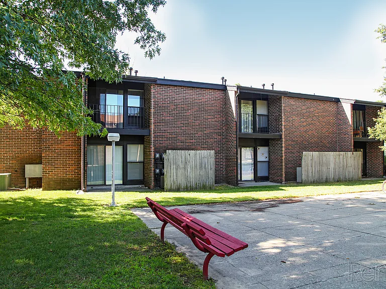LaFonda Apartments — Photo 41