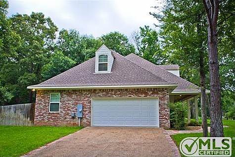 3rd image of 1709 Leisure Ln