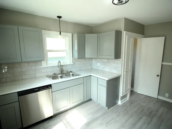 501 Dickinson St SE, Grand Rapids, MI 49507