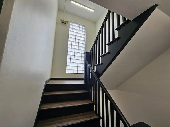 306 E 19th St APT 1B, Indianapolis, IN 46202