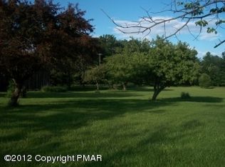 774 Jonas Rd, Effort, PA 18330