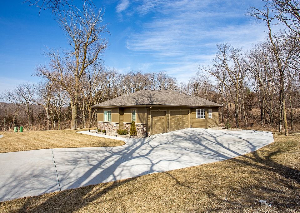 1st image of 23424 Nancy Cir