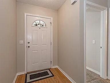 3rd image of 616 Desert Oak Dr