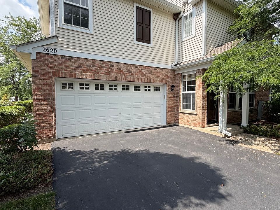 1st image of 2620 Williamsburg Dr