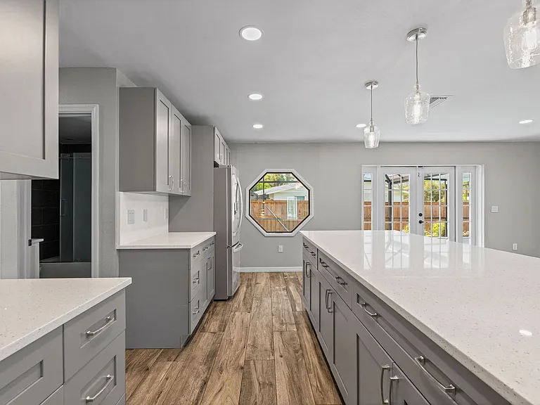 240 Eider Rd — Photo 13