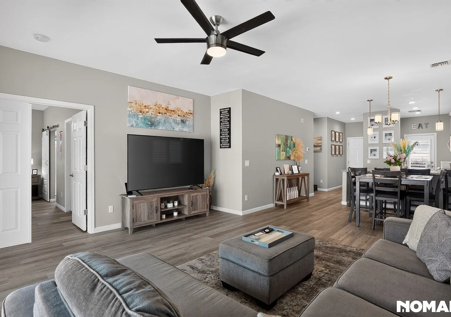 Charming 3BR House in Phoenix — Photo 4