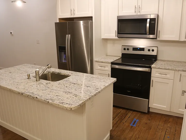 13 N Main St #D — Photo 10