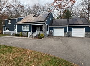 4 Summer Hill Rd, Medway, MA 02053