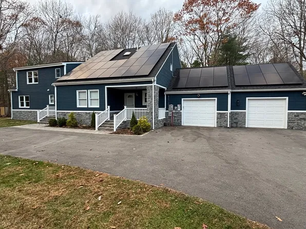 4 Summer Hill Rd, Medway, MA 02053