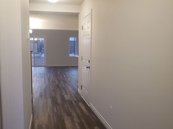 2nd image of 3146 Turner Cres