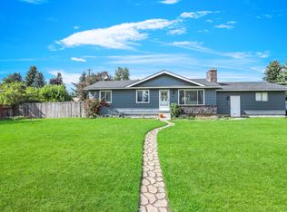 661 W Peach Tree Dr, Hayden Lake, ID 83835